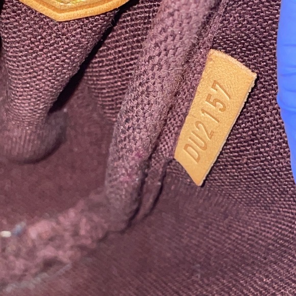 Sold♥️♥️♥️Authentic Louis Vuitton Monogram Favorite PM♥️ - Picture 13 of 16